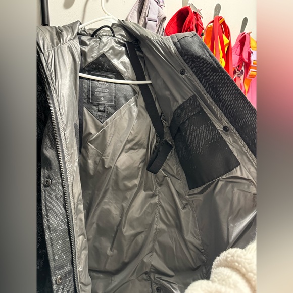 CANADA GOOSE Shelburne holiday water repellant 625 fill power down parka - Picture 13 of 14